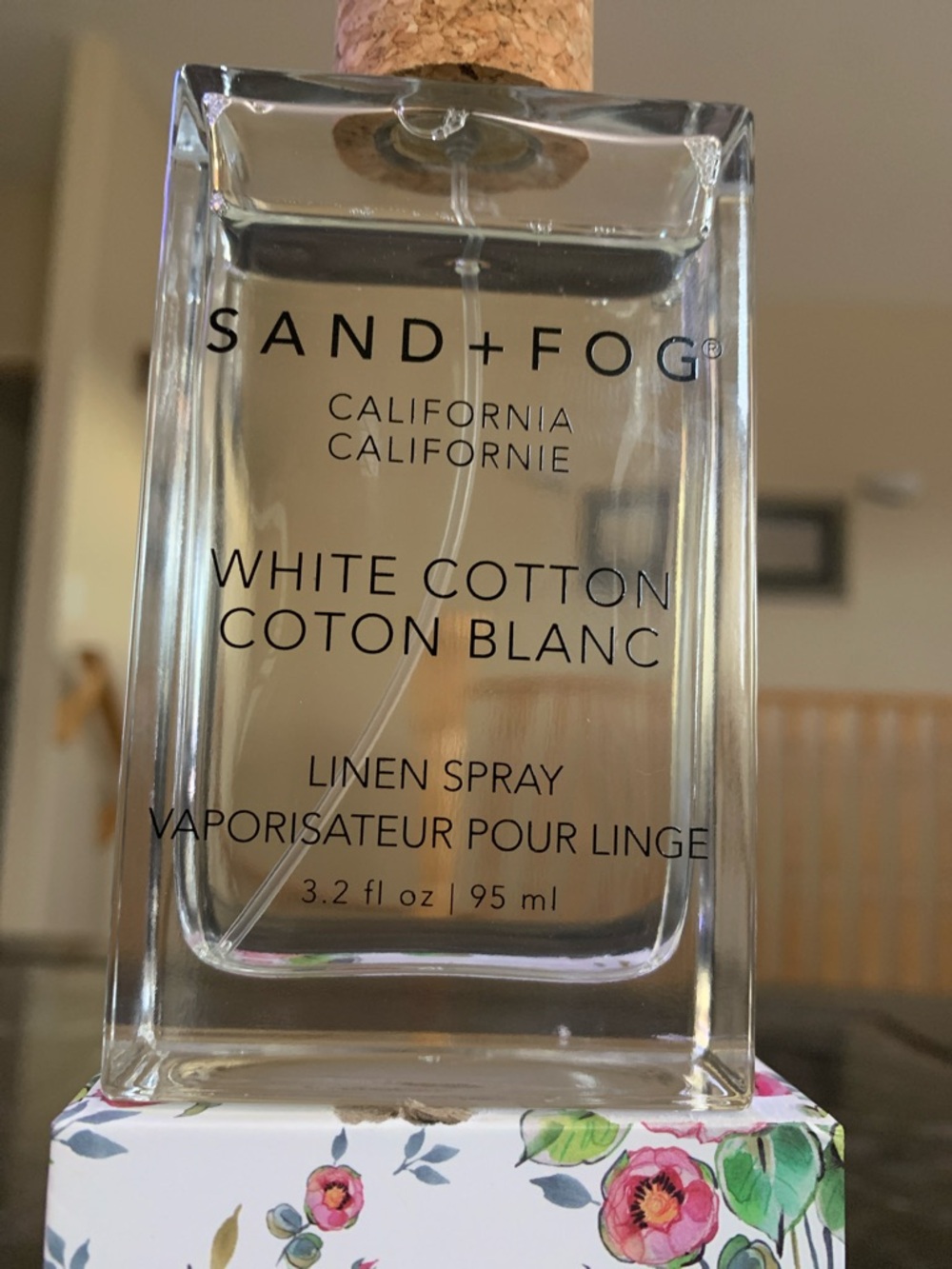 SAND+FOG White Cotton Room / Linen Spray - Picture 4 of 6